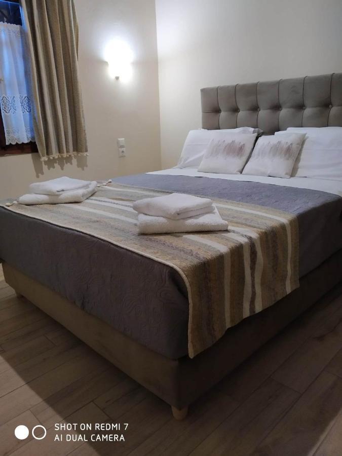 Menelaos Apartments レフォカストロ エクステリア 写真
